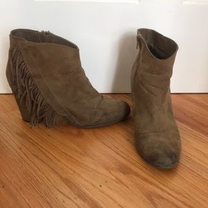 3” tasseled heel booties